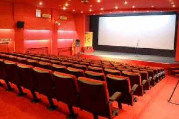 Кинотеатры в Северной Македонии снова закрываются